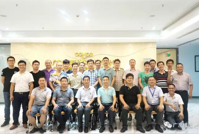 中国不饱和聚酯树脂行业协会 华南玻璃钢新技术交流培训中心第三期玻璃钢模具制作培训班